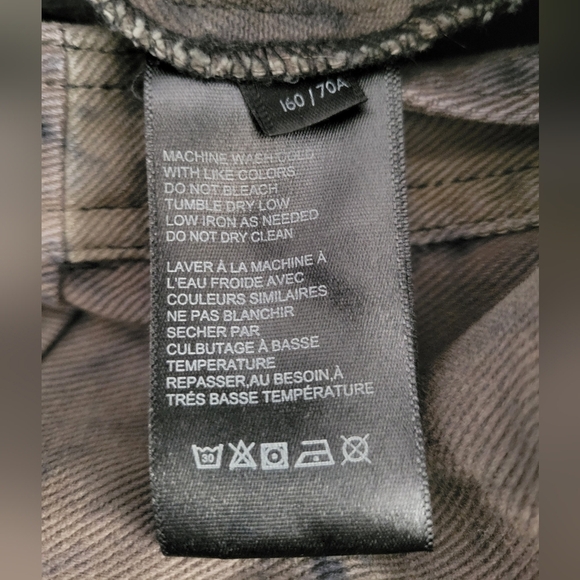 Urban Outfitters Denim Jumpsuit Size Small - Picture 2 of 8